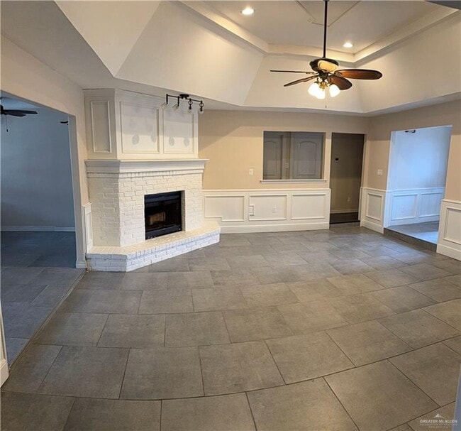 Building Photo - 14 Blue Ridge Dr