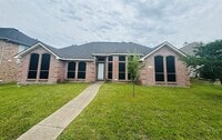 Building Photo - 716 Elm Falls Pl