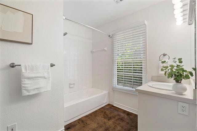 Building Photo - 5833 Victor St