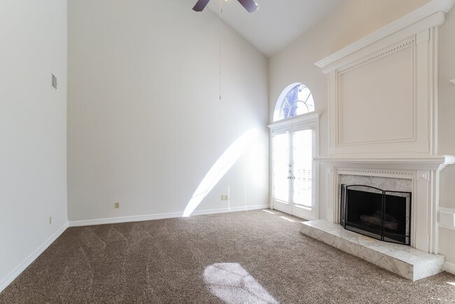 Building Photo - 3407 El James Dr