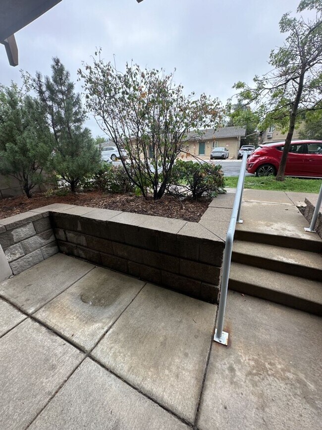 Building Photo - Fall 2026 Pre-Lease. Updated 1 Bedroom Condo at Landmark Lofts steps from CU With Parking Garage!!!