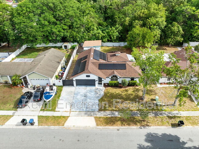 Building Photo - 10562 Bridlewood Ave