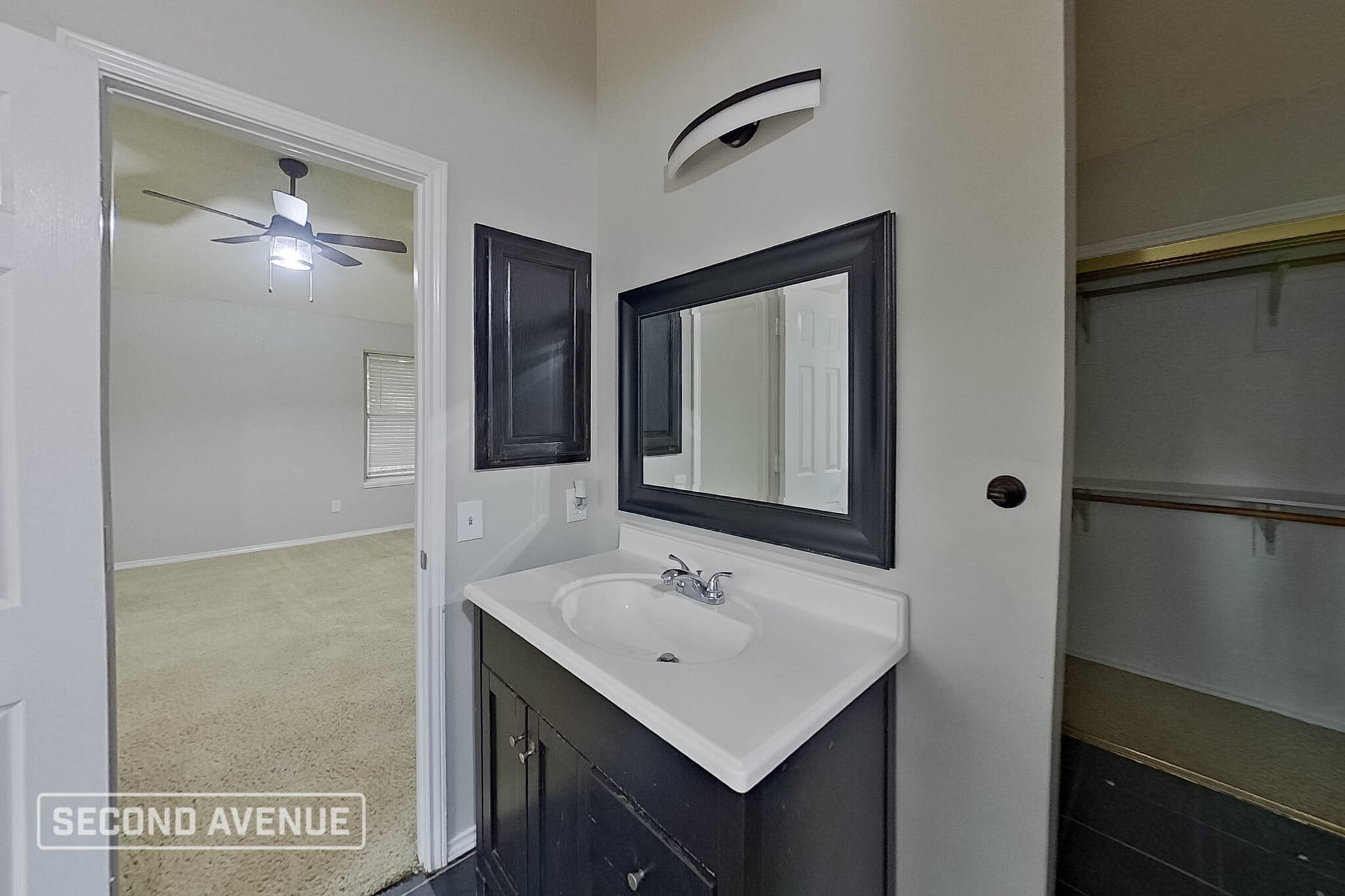 Building Photo - 7002 Hawaii Ln