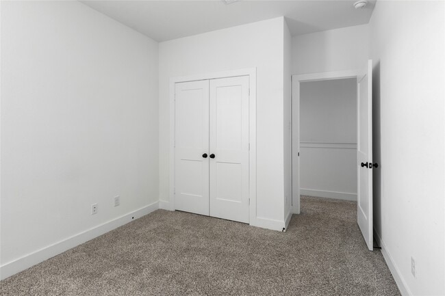 Building Photo - 12946 Rio Mariano Ln