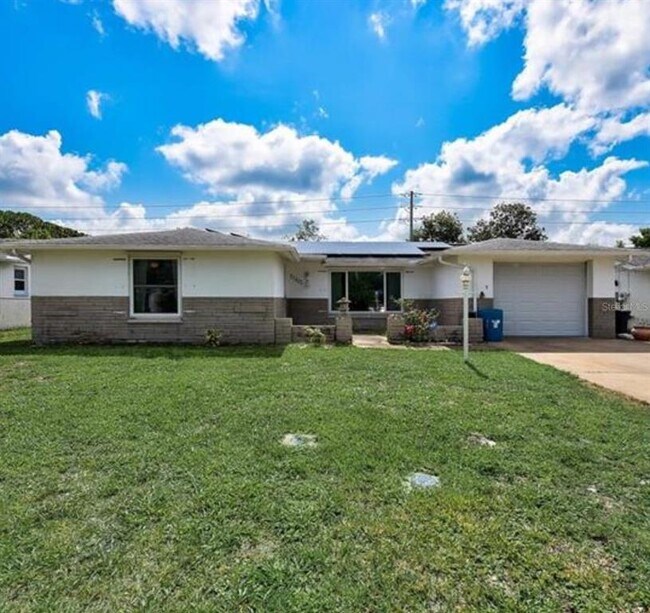 Primary Photo - 11422 Yellowwood Ln