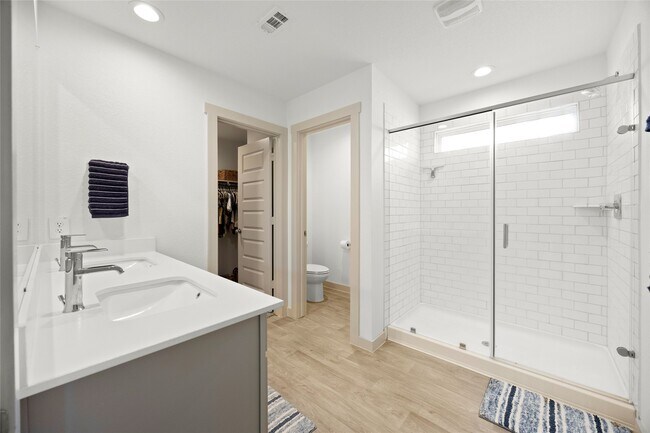 Building Photo - 1134 Della Ln