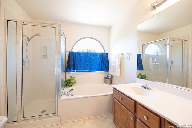 Building Photo - 9102 Valhalla-