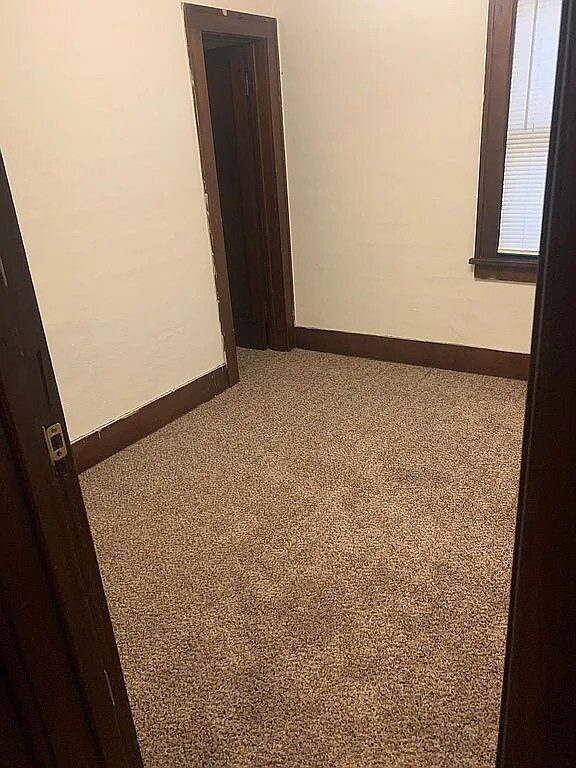 Building Photo - 2230 S 6th St