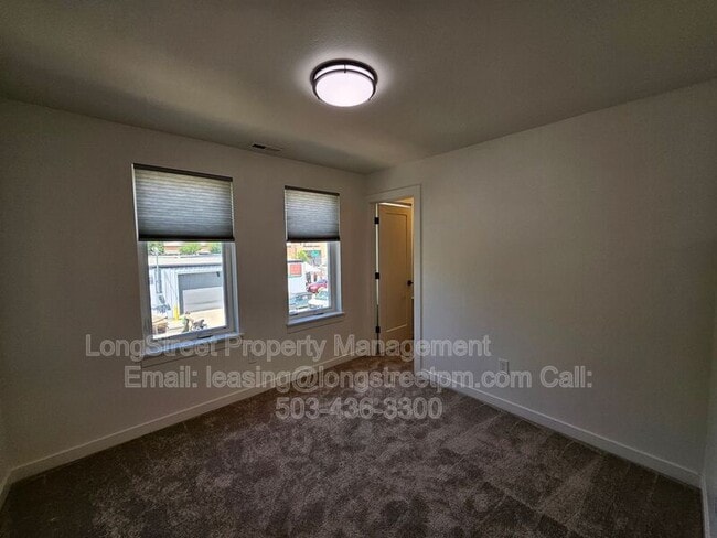 Building Photo - 7480 N Oswego Ave