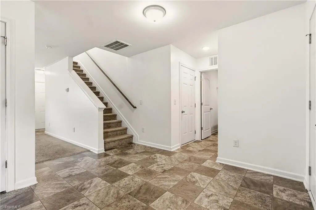 Building Photo - Room in House on Ransom Trace Ct