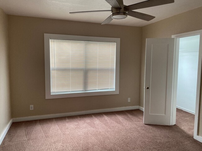 Building Photo - 3432 38th Ave