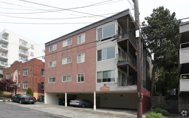 Building Photo - Marianne Apartments