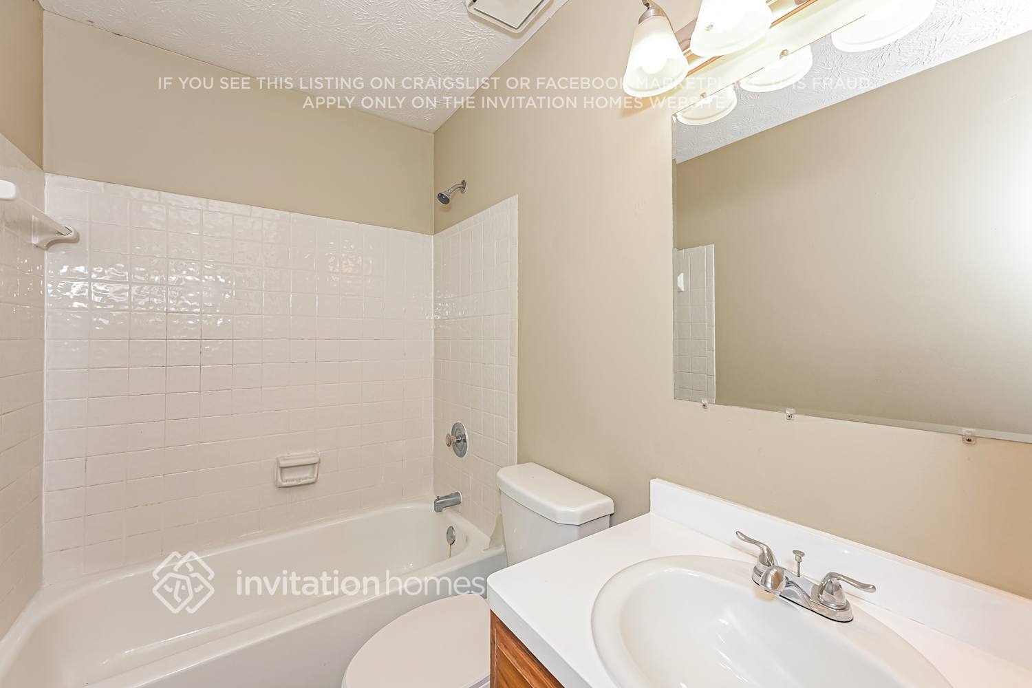 Building Photo - 495 Meadowfield Ct
