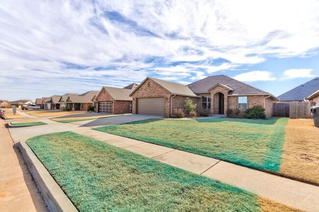 Building Photo - 308 Stoneridge Dr