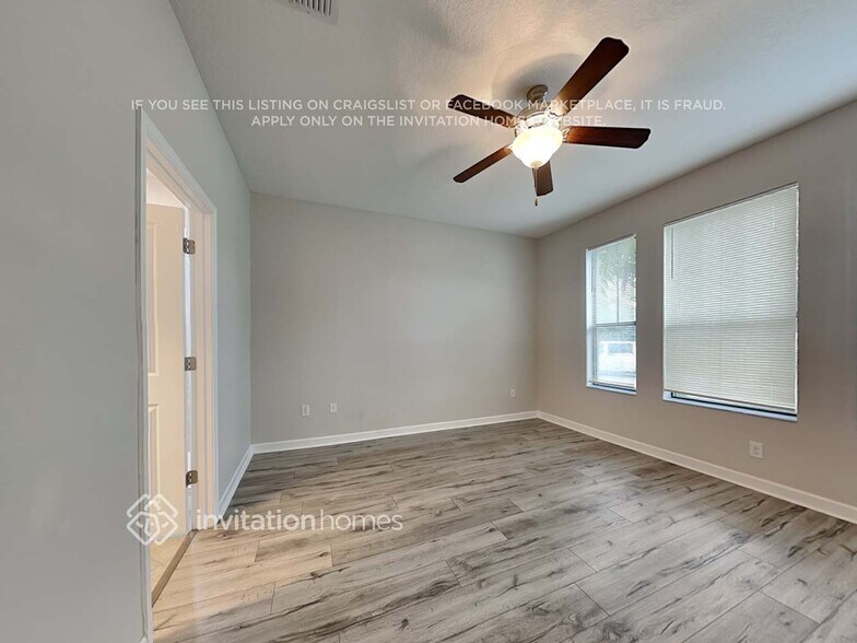 Building Photo - 28432 Pleasant Bay Lp