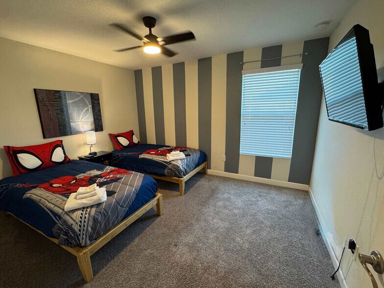 Building Photo - 4718 Kings Castle Cir