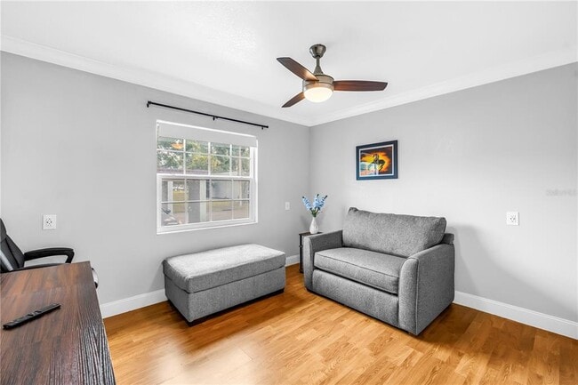 Building Photo - 9224 Mission Oaks Blvd