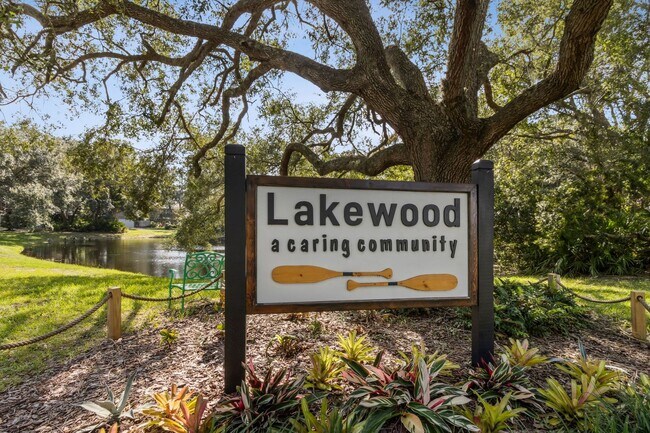 Building Photo - Charming 3BR/2BA Home on Amelia Island – C...
