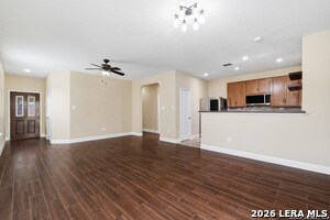 Building Photo - 10131 Maple Ranch
