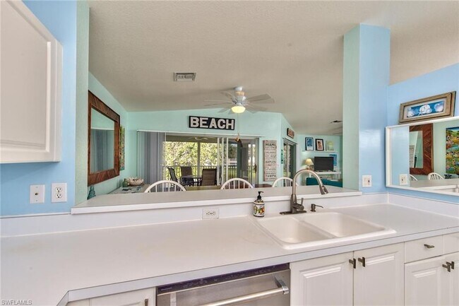 Building Photo - 1100 Diamond Cir