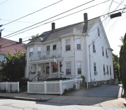 Building Photo - 14 Middle St
