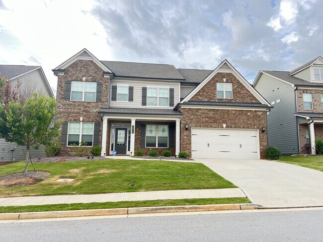 Building Photo - 4675 Silver Oak Dr SW