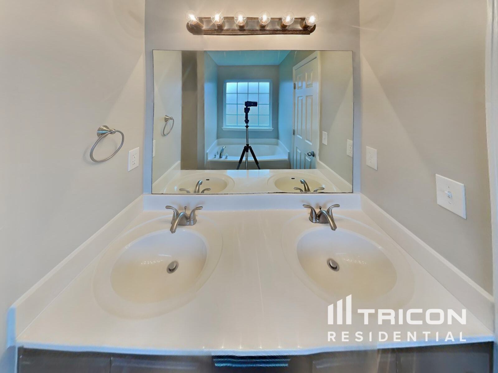 Building Photo - 7241 Explorer Trail