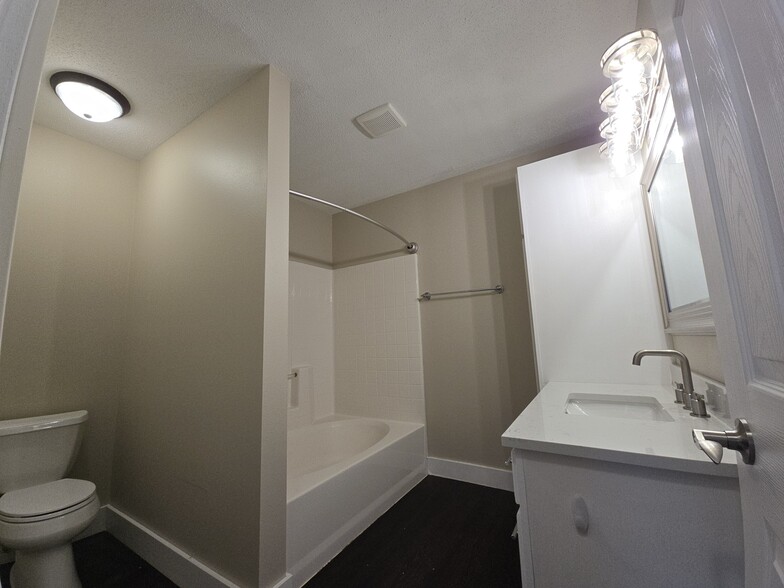 Master Bedroom panoramic - 994 38 1/2 Ave W