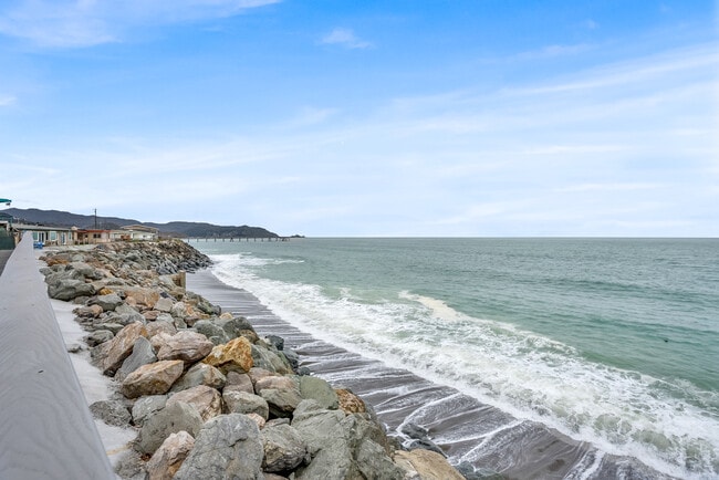 Building Photo - 309 3rd Ave