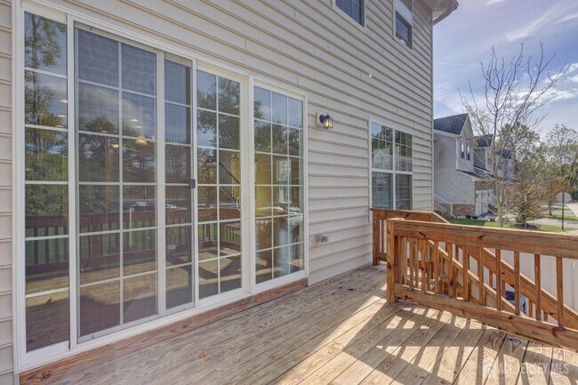 Building Photo - 101 Pearce Ln