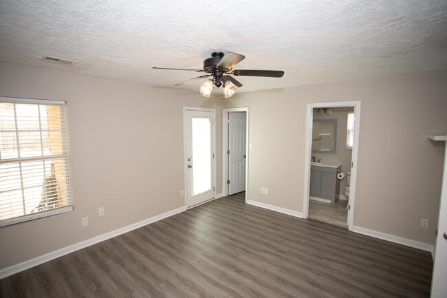 Building Photo - 503 Wendover Way