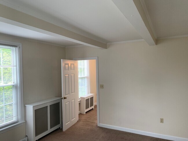 Building Photo - 73 Memorial Blvd