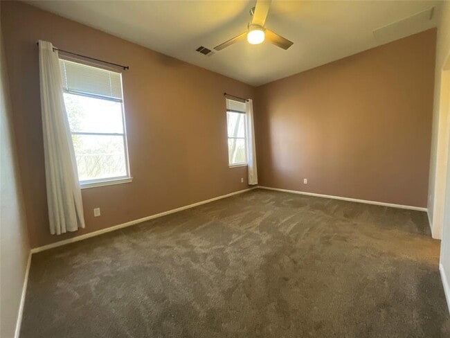 Building Photo - 3300 Bratton Heights Dr