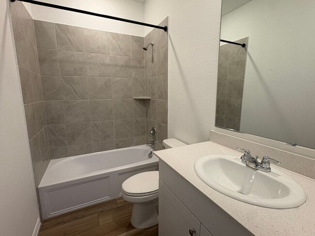 Building Photo - Cute 3-2-2 Princeton March 2026 Move-In!