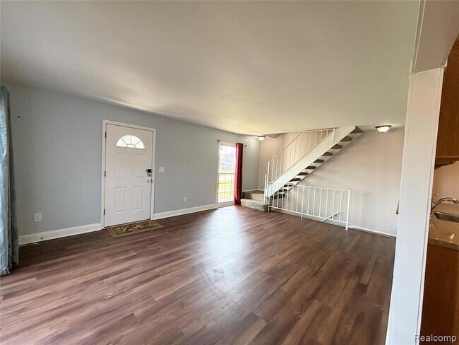 Building Photo - 23647 Stonehenge Blvd