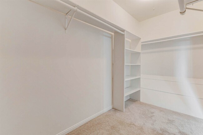 Building Photo - 14719 Barryknoll Ln