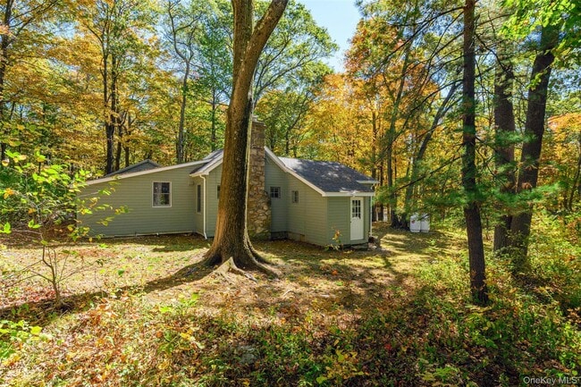 Building Photo - 107 Meads Farm Rd