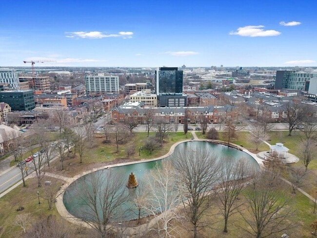 Building Photo - 35 Buttles Ave