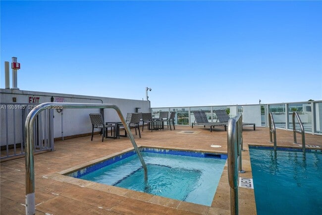 Building Photo - 1150 101st St