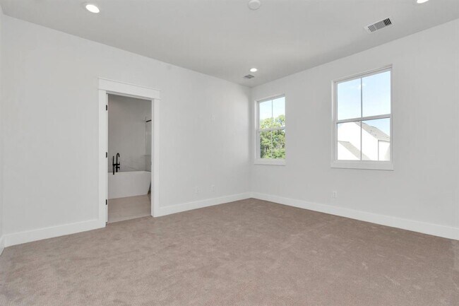 Building Photo - 5422 Wheatley St