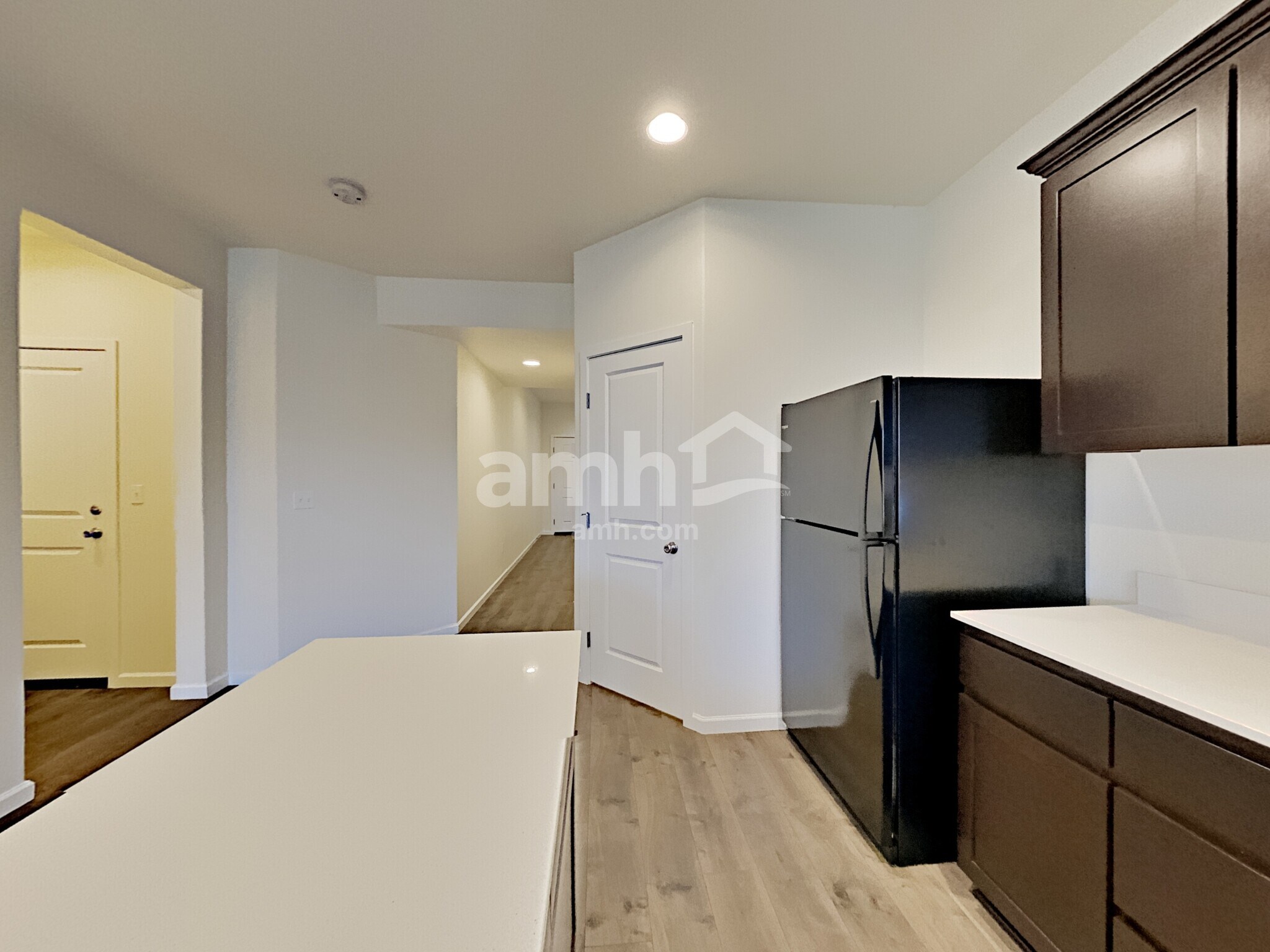 Building Photo - 2159 NW Woodland Dr