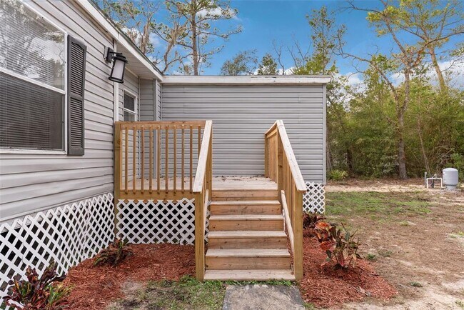 Building Photo - 6682 SW 156th Pl