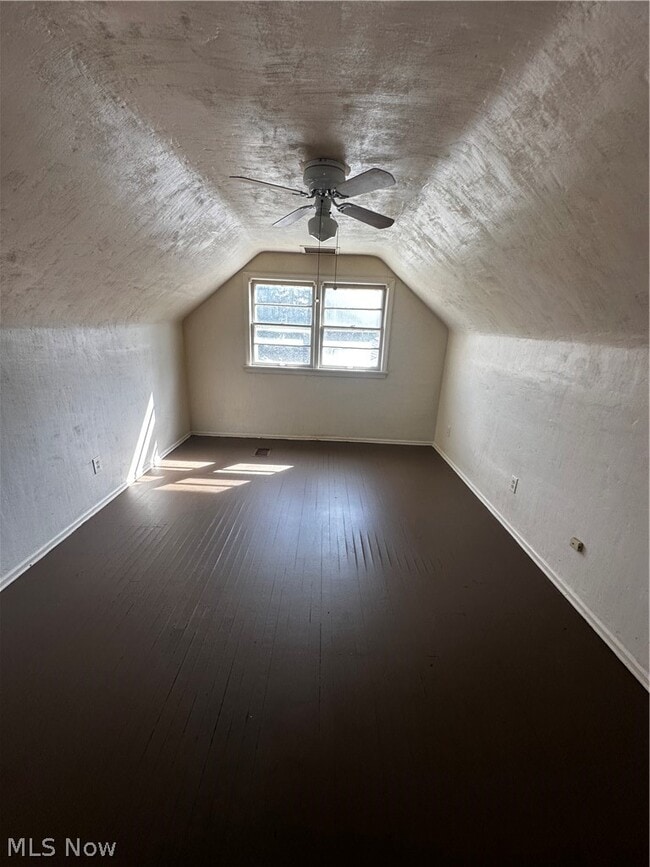 Building Photo - 1234 Sackett Ave