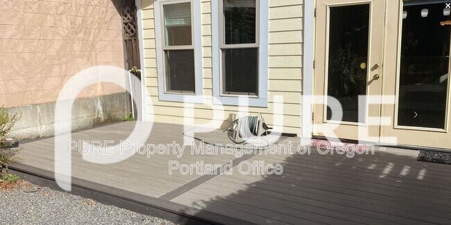 Building Photo - 22 S Meade St