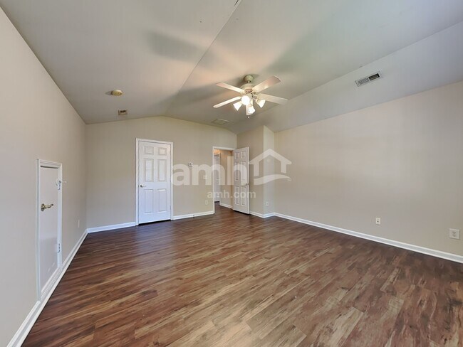 Building Photo - 848 Gehring Drive