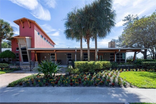 Building Photo - 4425 SW 52nd Cir
