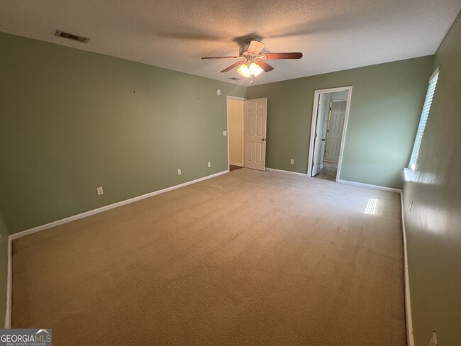 Building Photo - 603 Victorias Cir