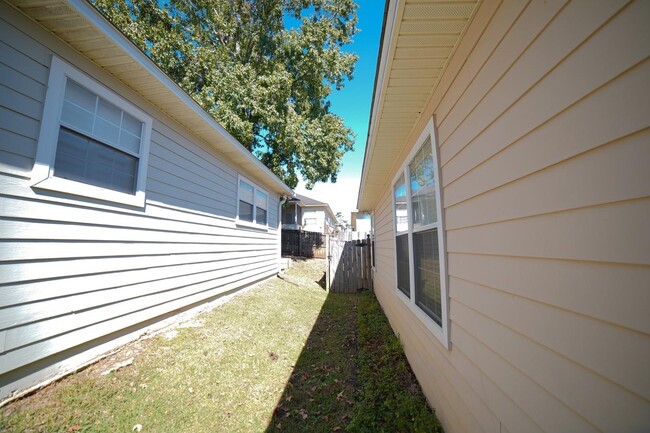 Building Photo - 5434 Hampton Hill Cir