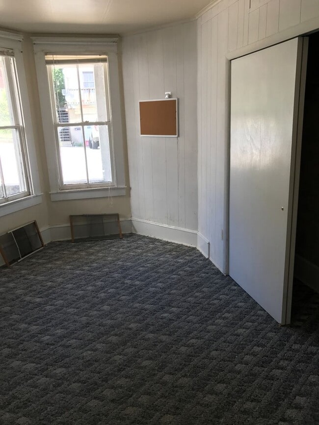 Building Photo - 237/239 N Penn Street