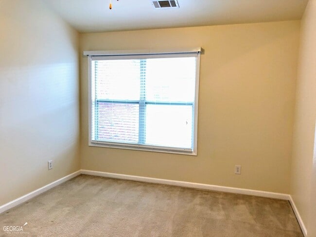 Building Photo - 127 Red Maple Drive